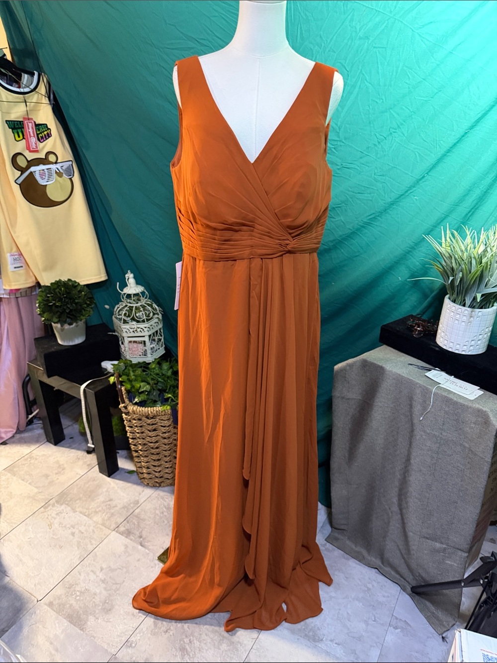 Sleeveless V-Neck Rust Orange Maxi Dress with Gathered Waist